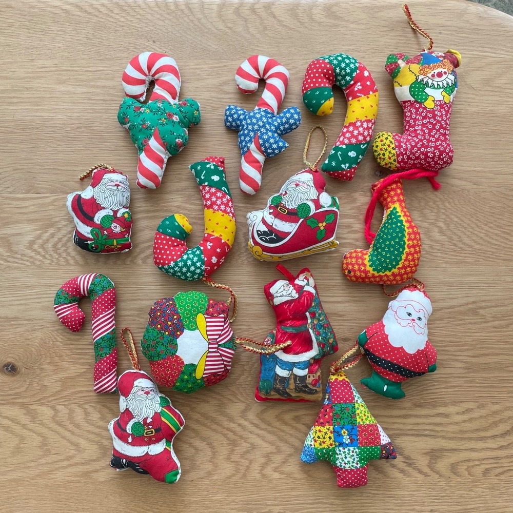 Vintage Christmas Stuffed Ornaments Cut and Sew Cloth Fabric Lot 15 pcs Santa